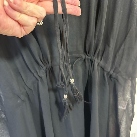 Women's Black V-neck Semi-Sheer Cover-Up Poncho Kaftan Beaches & Boho Size 3X 4X - Picture 4 of 6